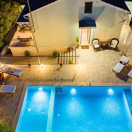 Tatil Evi Josipa *