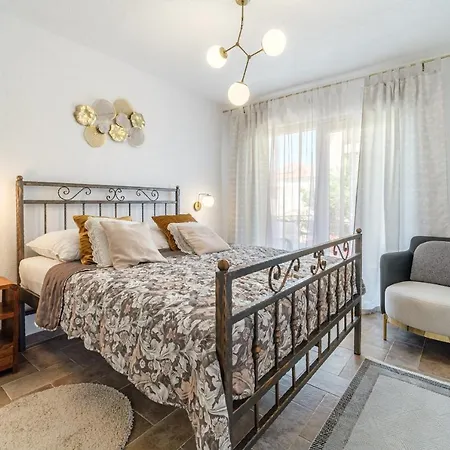 Josipa Hébergement de vacances *