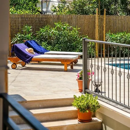 Holiday home Josipa With Heated Pool Supetar